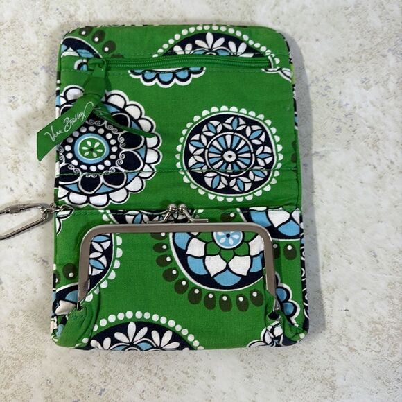 Vera Bradley Cupcake Green Quilted Wallet - Picture 3 of 5